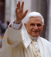 Benedetto XVI 01 rid